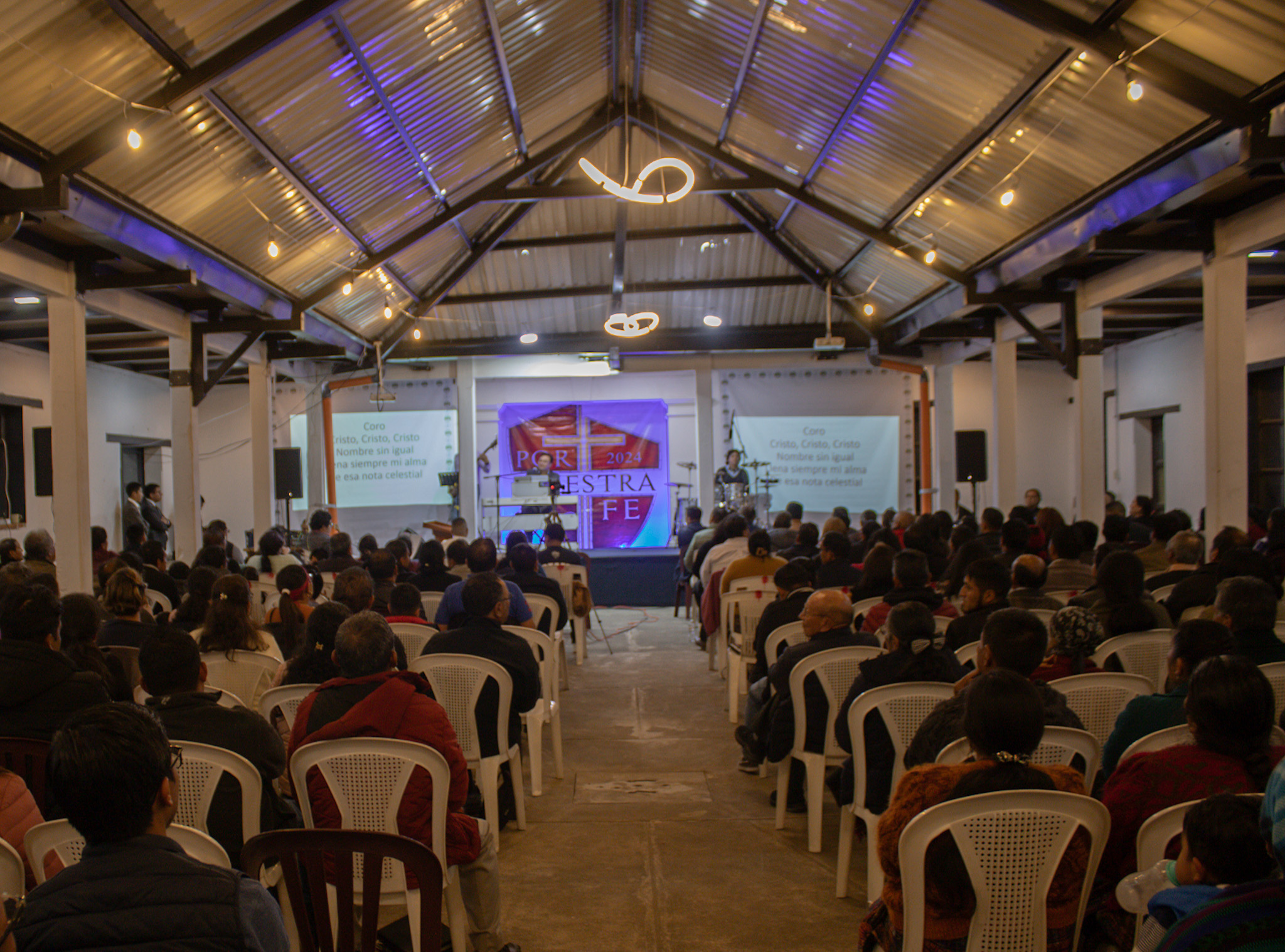 Sobre la conferencia